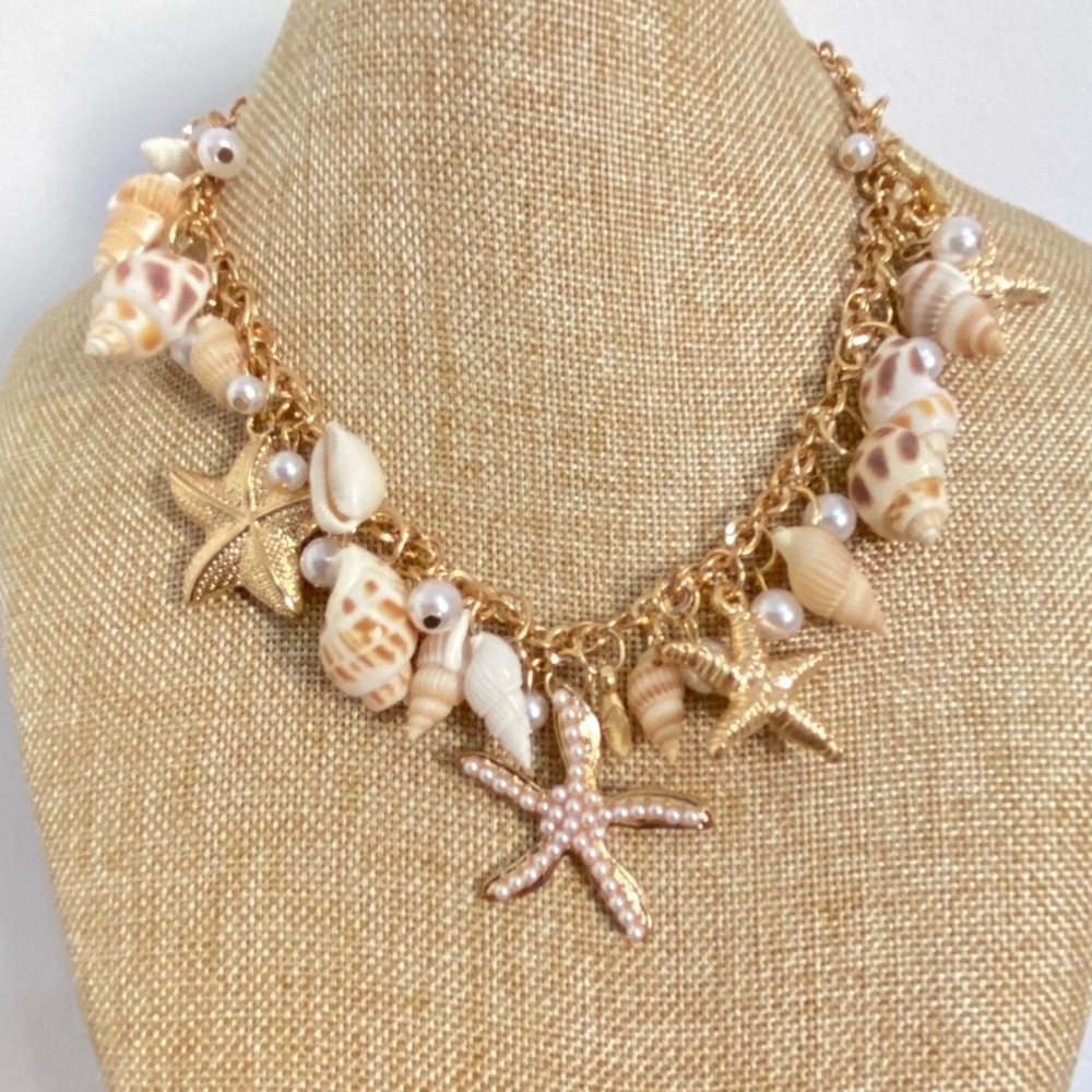 🐚 Montauk Seashell and Pearl Charm Necklace 🐚